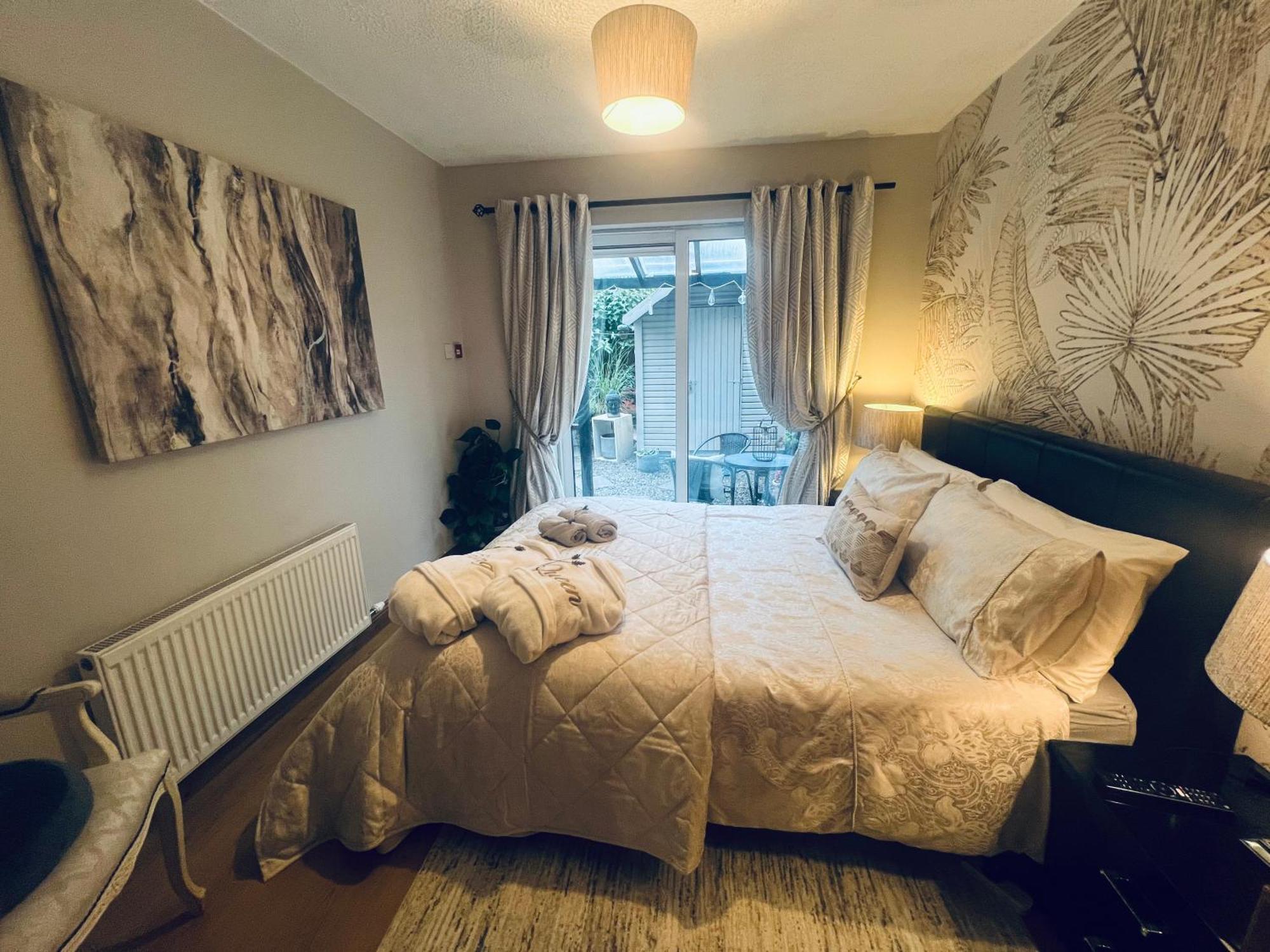 Fernway Residence Entire Property Cork Dış mekan fotoğraf